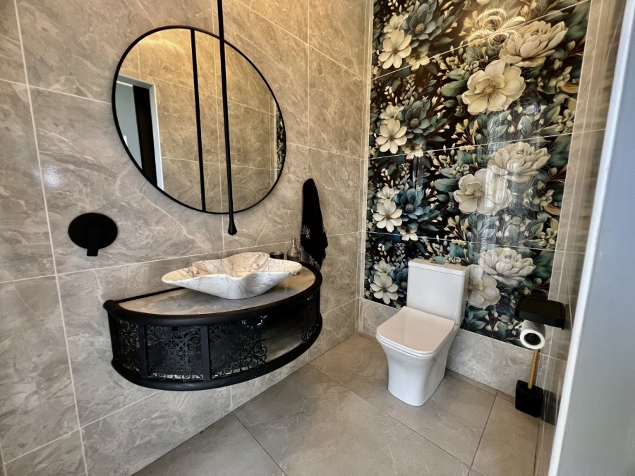 4 Bedroom Property for Sale in Breakwater Bay Eco Estate Western Cape